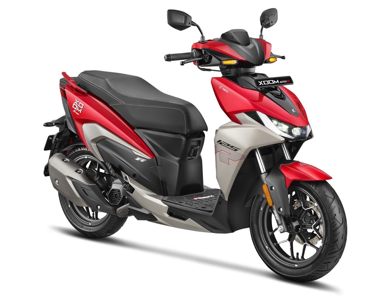 <div class='descrGalleryTitle'>Xoom 125R</div><div class='descrGalleryText'><p>Uno scooter di piccola cilindrata per<b>&nbsp;uso urbano a ruota bassa.</b> È equipaggiato con luci a LED, indicatori di direzione sequenziali a LED, strumento con contachilometri digitale, connettività Bluetooth e sistema di navigazione turn-by-turn.</p>
</div>